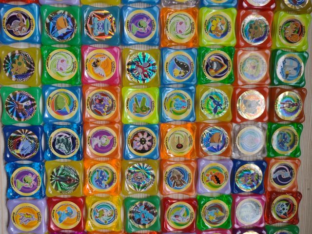 104 Tazos Pokemon "laser waps"
