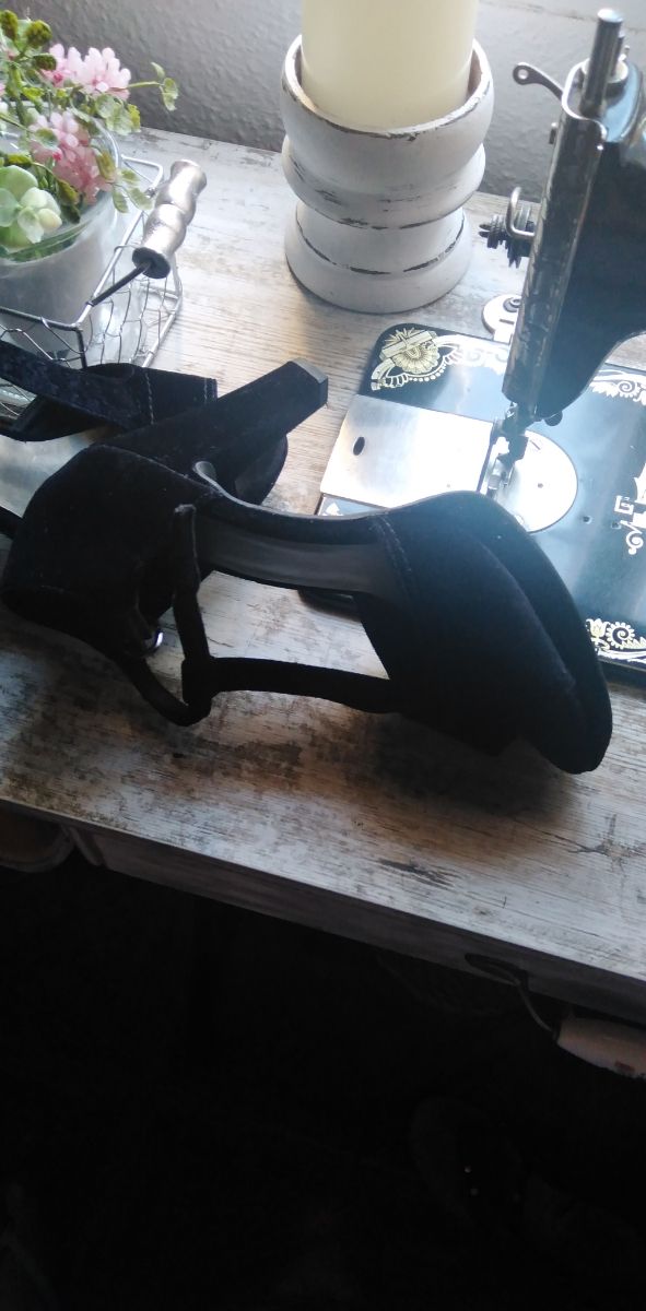 zapatos tacon negros de terciopelo, ante