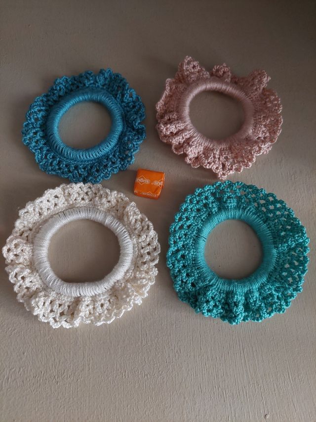 Coleteros ganchillo/3,00€ unidad