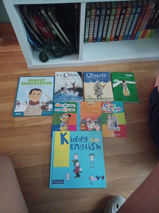 vestido de fiesta rosa empolvado o marfil