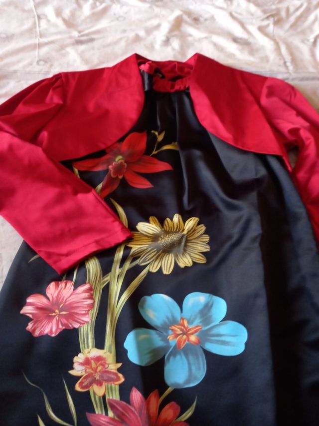 vestido de raso + torera