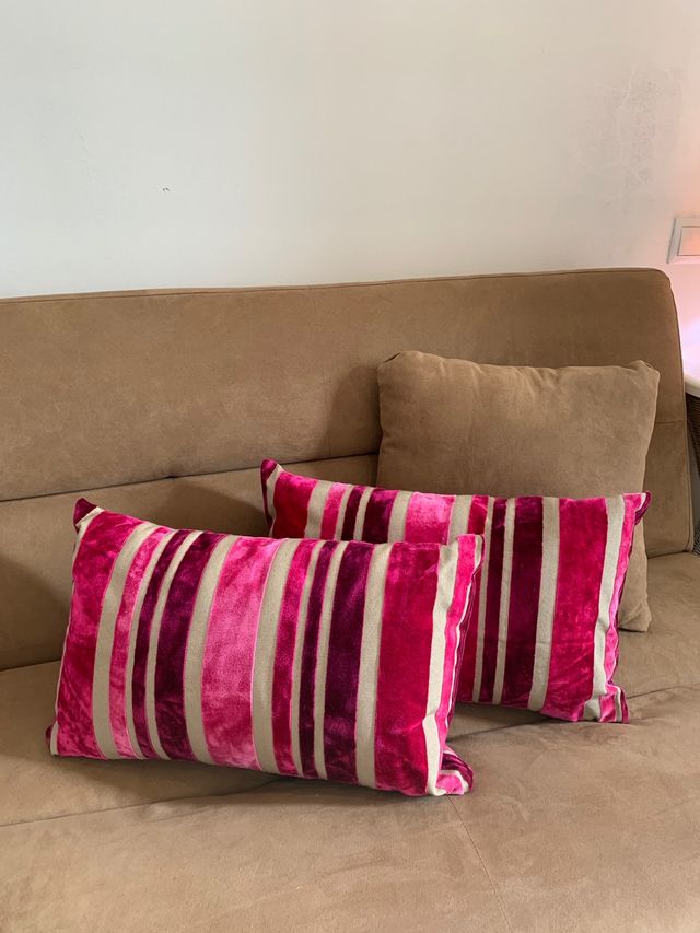 2 cojines (funda + relleno)