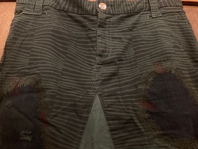 Falda vaquera Custo con bordados