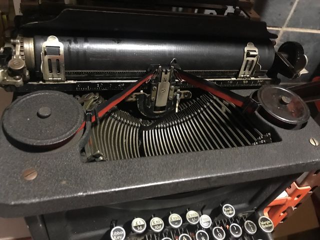 Máquina escribir antigua