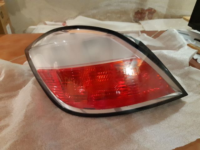 Piloto trasero Opel Astra 3p