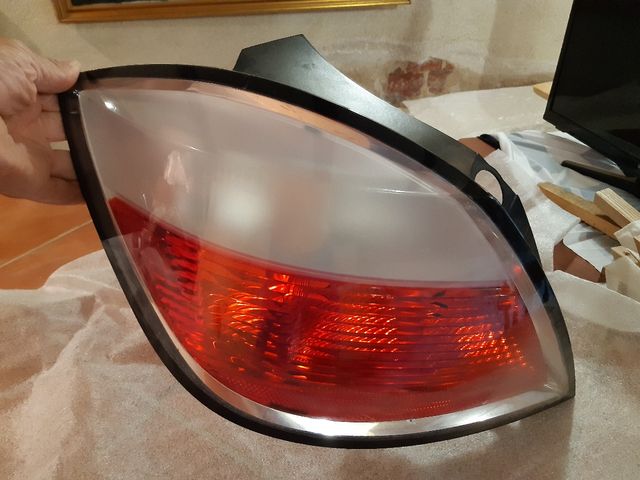 Piloto trasero Opel Astra 3p