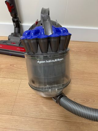 Aspirador Dyson de segunda mano en Málaga en WALLAPOP