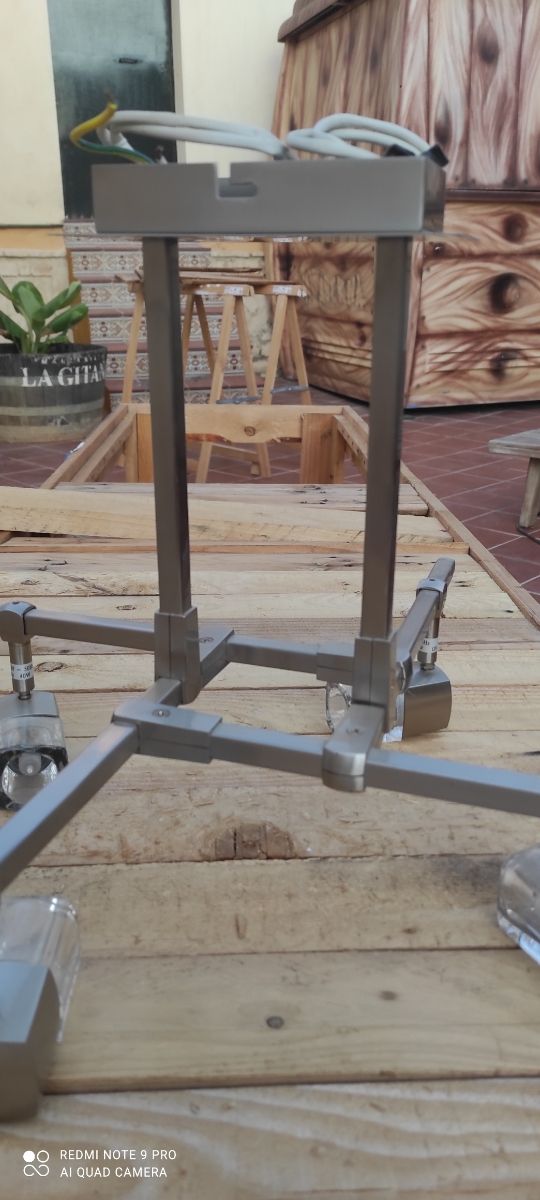 lámpara de techo color plateado