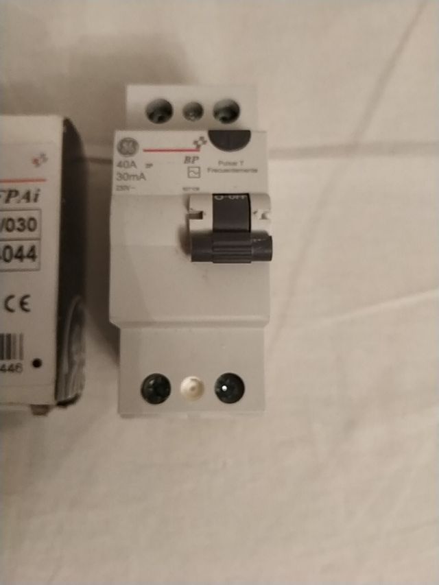 Diferencial automático luz 40 amperios