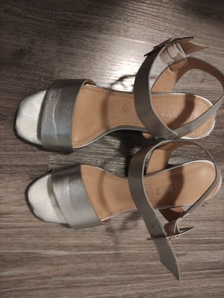 Sandalias plateadas Marypaz 36 de segunda mano por 10 EUR en Tortosa en  WALLAPOP