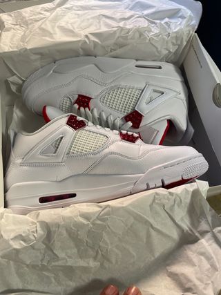 Jordan 4 retro de segunda mano por 450 EUR en Vinaros en WALLAPOP