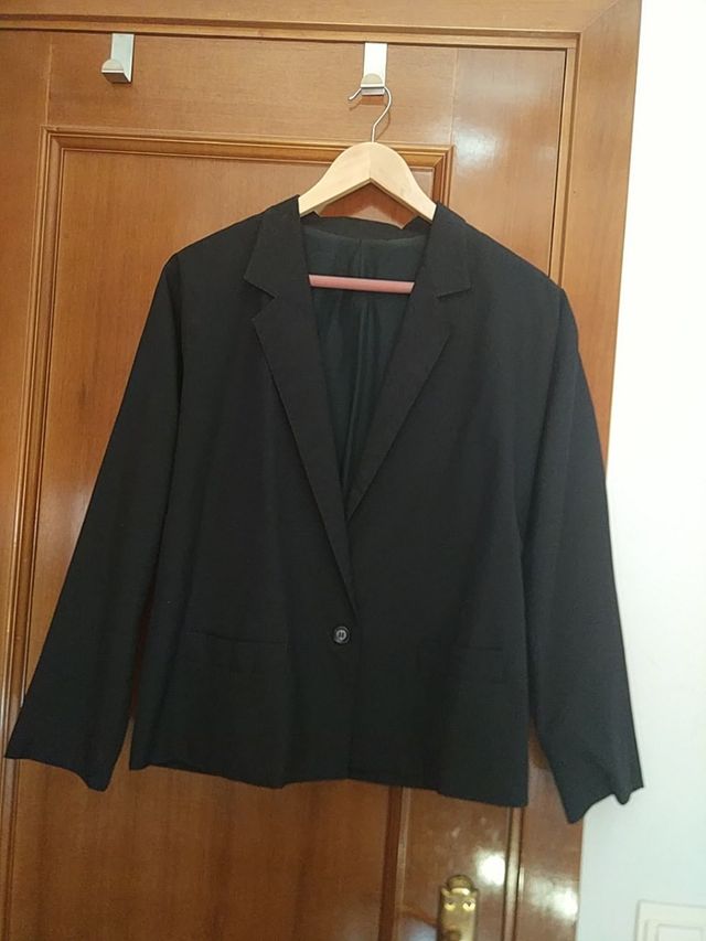 Chaqueta negra mujer