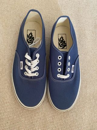 Vans azul vaquero de segunda mano por 35,5 EUR en Patalavaca en WALLAPOP