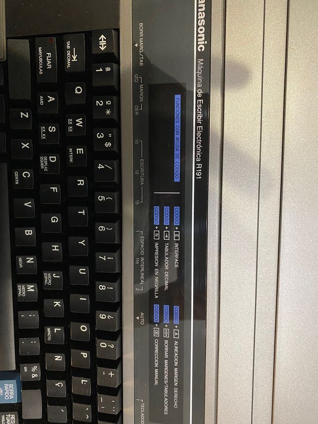 Maquina de escribir electrónica Panasonic