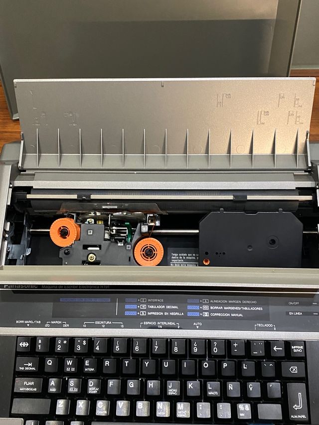 Maquina de escribir electrónica Panasonic