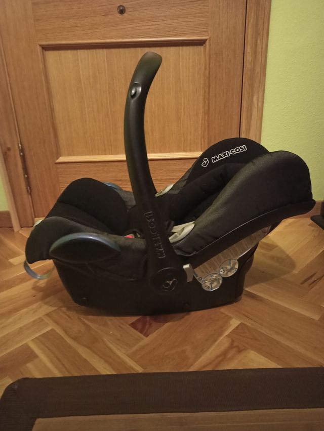 Maxi-Cosi + EasyFix + adaptadores Bugaboo