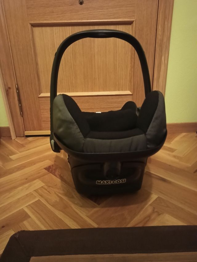 Maxi-Cosi + EasyFix + adaptadores Bugaboo