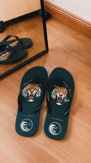 Chanclas de hombre de segunda mano por 6 EUR en Madrid en WALLAPOP