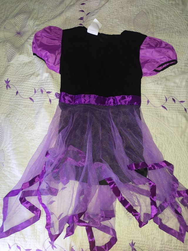 Disfraces varias tallas bruja y árbol navidad