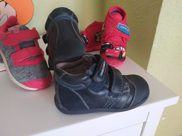 Lote zapatillas Adidas, Pablosky niño 23