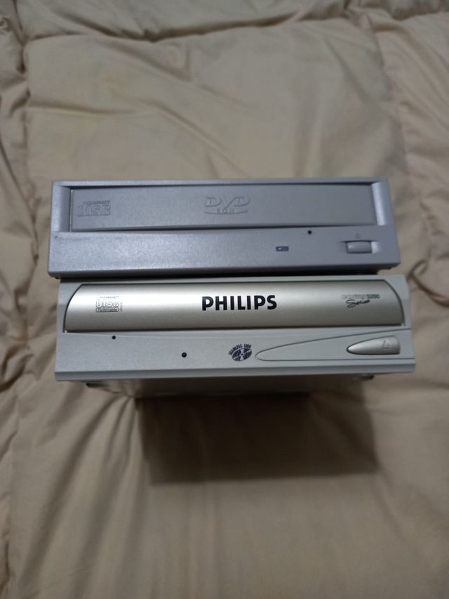 DVD rom y regrabadora