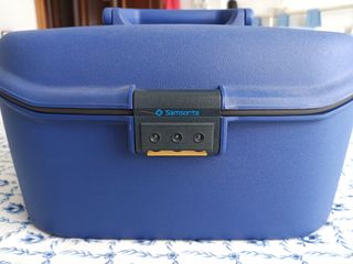 Neceser samsonite rigido de segunda mano por 20 EUR en Fuenlabrada en  WALLAPOP