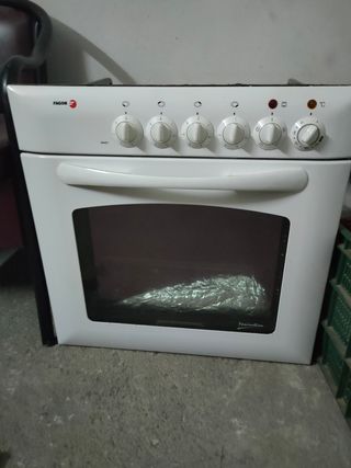 Fagor 8H-755BB - Horno Pirolítico 77 Litros Clase A Cristal Blanco -  Lacasadelelectrodomestico.com