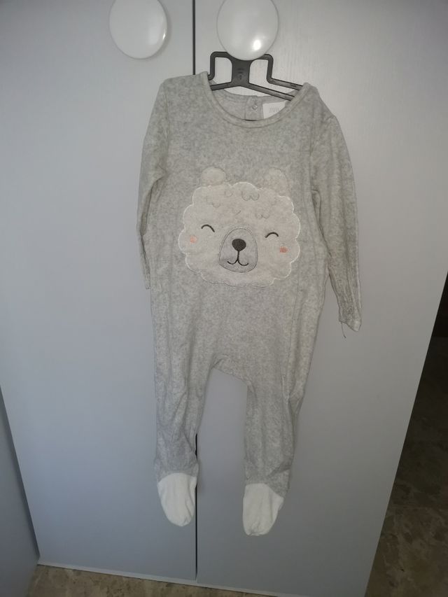 lote de 4 pijamas 18 a 24 meses 