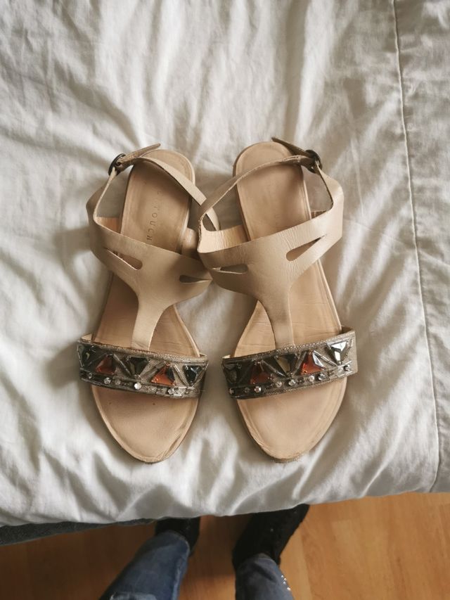 zapatillas verano de piel