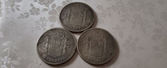 3 duros FALSOS DE ÉPOCA
