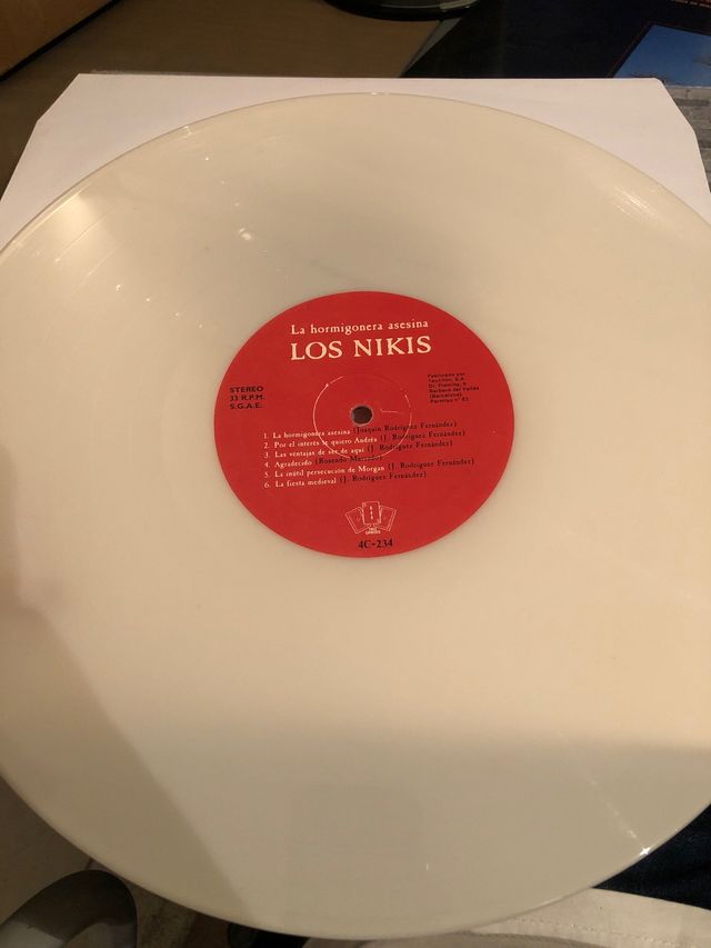 Los nikis la hormigonera asesina