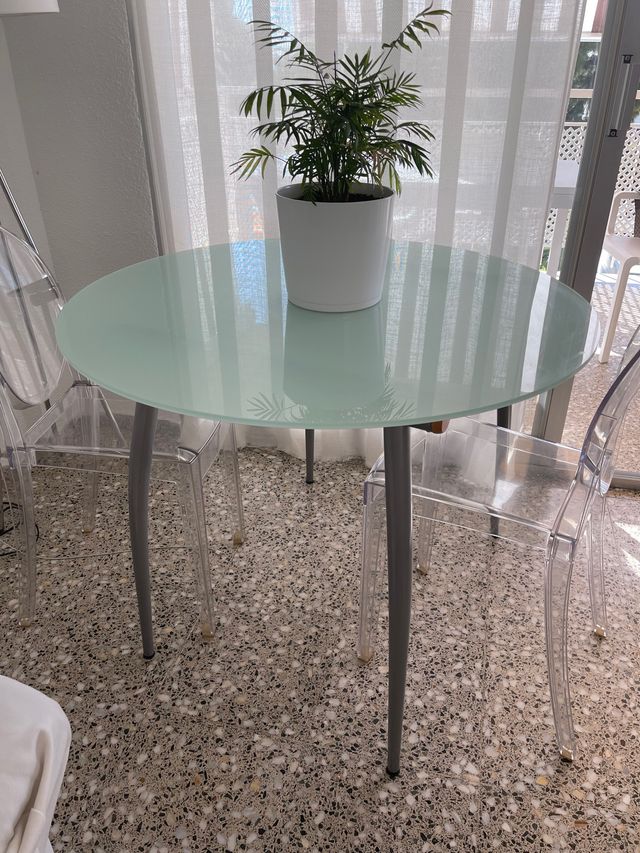 Mesa de cristal acido