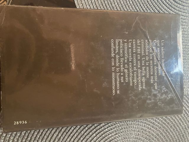 El silencio de los inocentes" de Thomas Harris