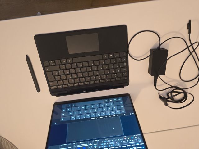 Surface Pro X 256G - 16 Gb - LTE Windows 11 PRO