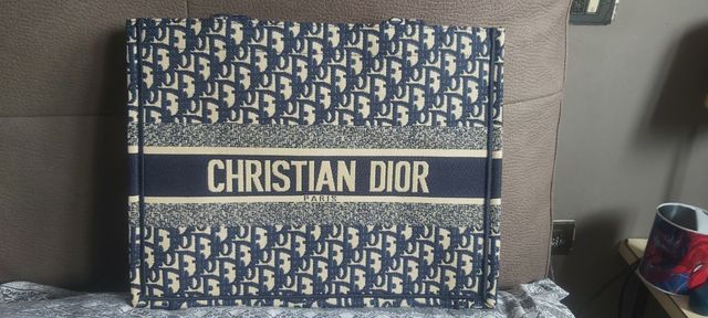 christian dior book