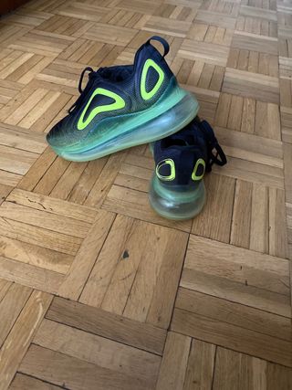 Nike air Max 720 de segunda mano por 35 EUR en Arganda del Rey en WALLAPOP