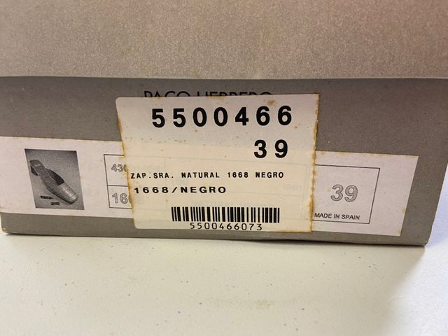 ZAPATOS PIEL NEGROS, DE PACO HERRERO, T. 39