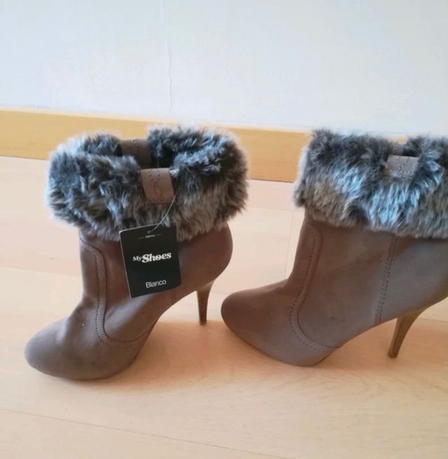 Botines camel con pelo sin estrenar talla 37