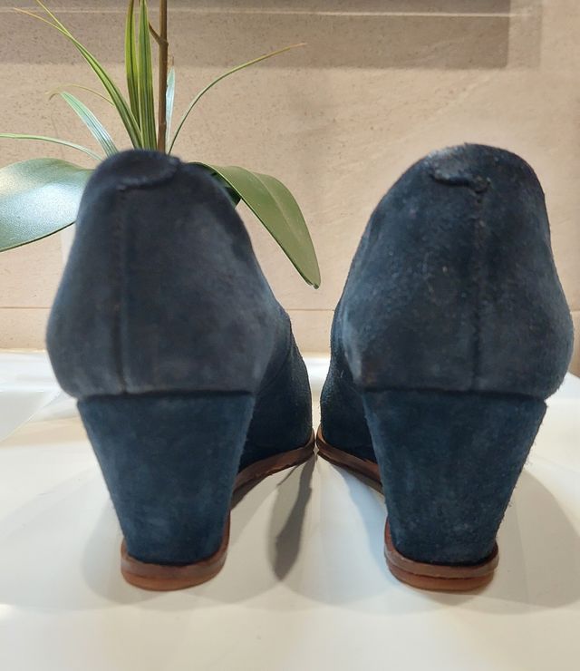 Zapato ante azul marino