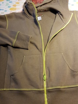 Sudadera con capucha Decathlon Tribord. unisex M de segunda mano por 5 EUR  en El Catllar en WALLAPOP