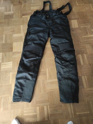 Pantalón para moto QUARTER MILE de segunda mano por 70 EUR en Torrejón de  Ardoz en WALLAPOP