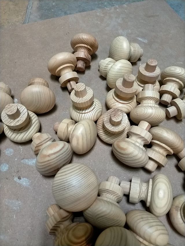 tiradores madera maciza.