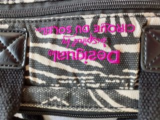 Maletin portatil DESIGUAL de segunda mano por 18 EUR en Garrucha en WALLAPOP