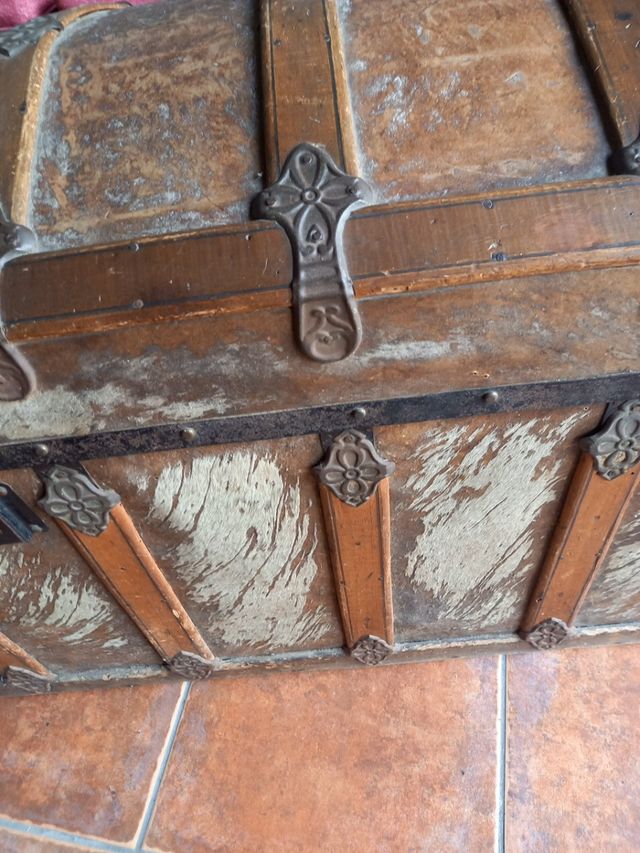 Baúl antiguo