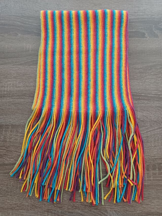 Bufanda multicolor. Sin estrenar