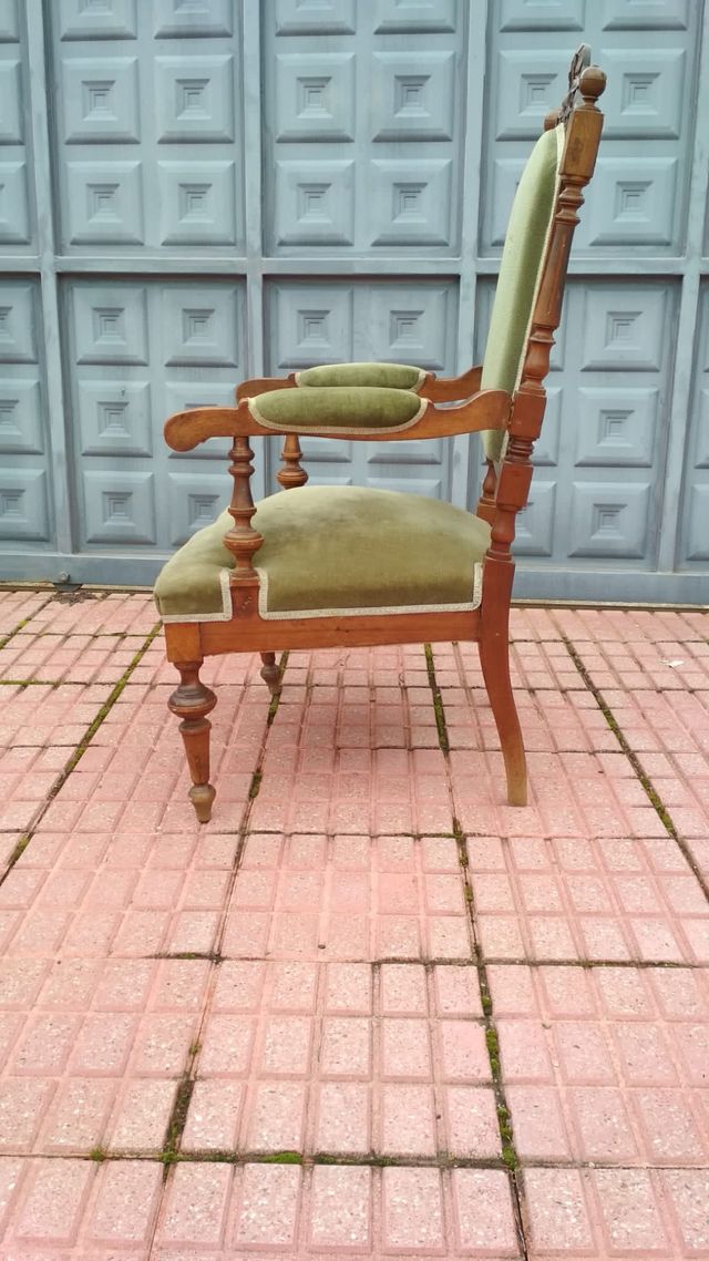 Conjunto 2 silllones y tresillo. Urge vender