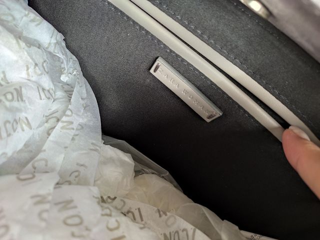 Bolso con solapa cadena plata Zara