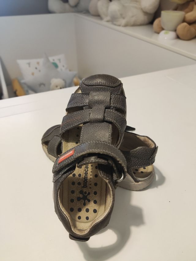 Sandalia piel niño.Marca Pablosky.Talla 26