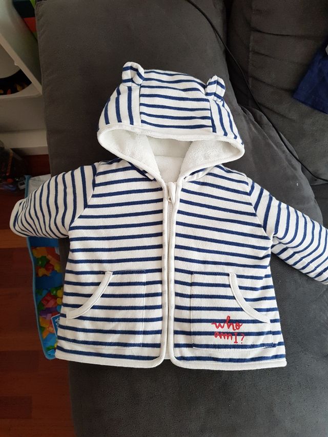 Abrigo bebe como nuevo 3-6 68