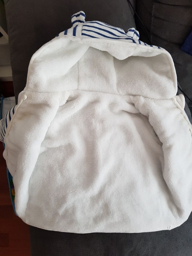 Abrigo bebe como nuevo 3-6 68